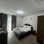Casa Cristal
