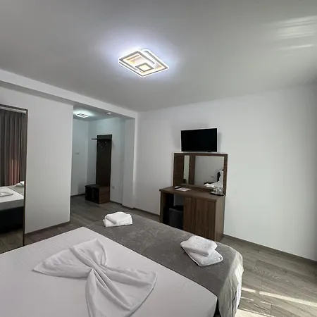 Casa Cristal בית הארחה