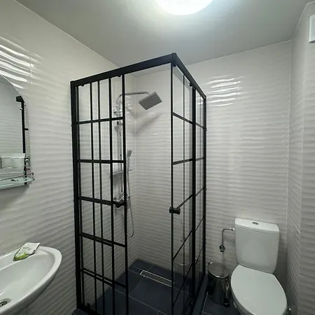 Casa Cristal בית הארחה 3*