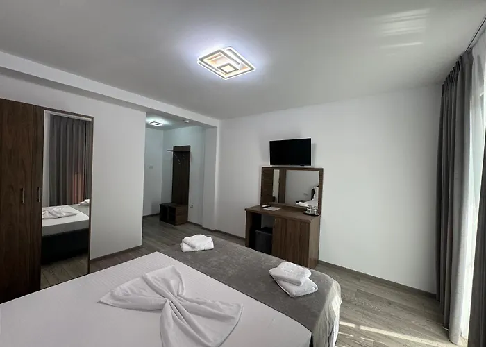 Casa Cristal בית הארחה