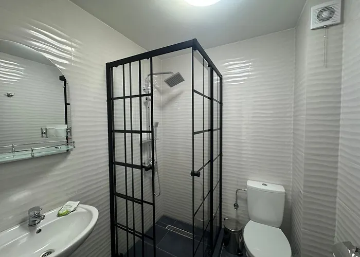 Casa Cristal בית הארחה 3*